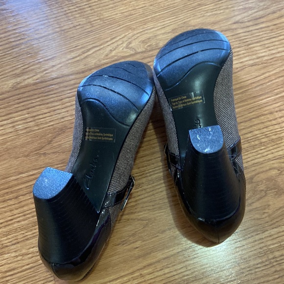 Clarks Brown animal print  3" heels,Size 10M - Picture 7 of 11